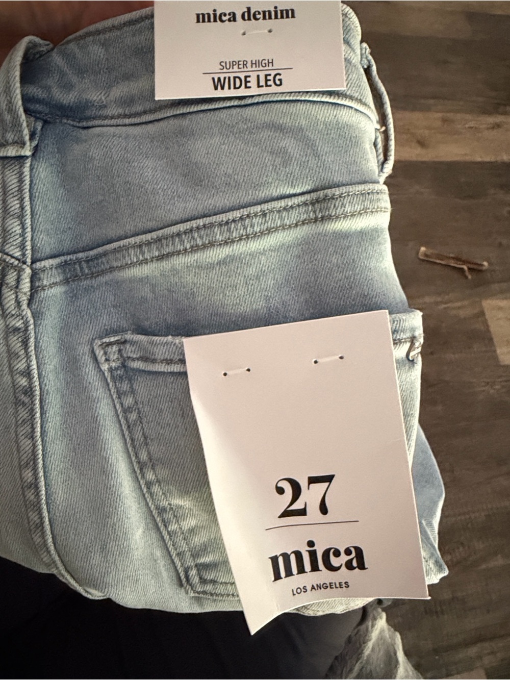 Mica Wide Leg Jeans - 5/27 NWT - Picture 2 of 4